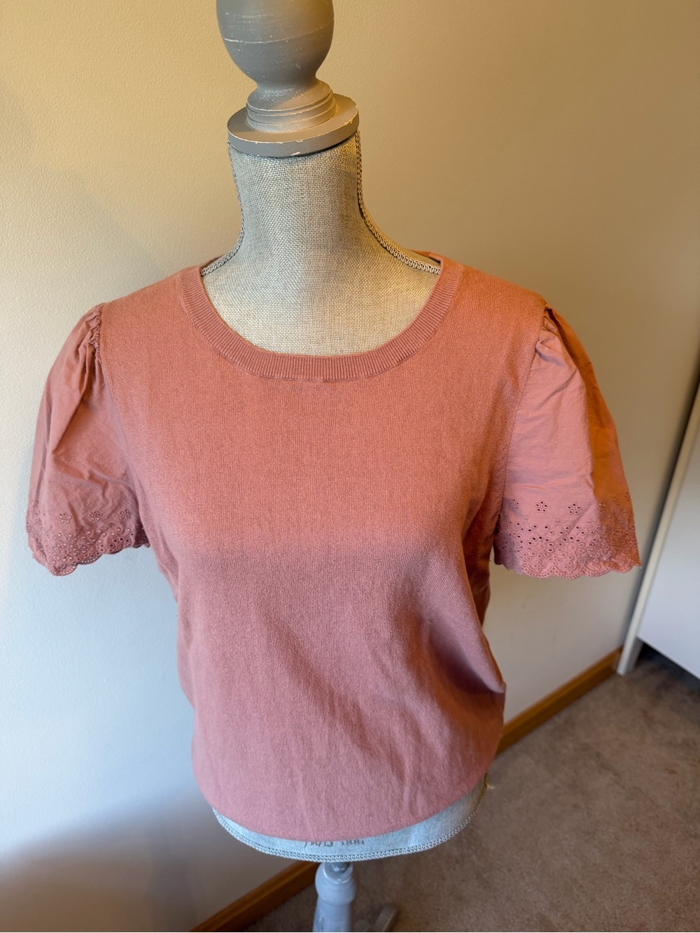 LOFT Dusty Rose Puff Sleeve Eyelet Knit Top